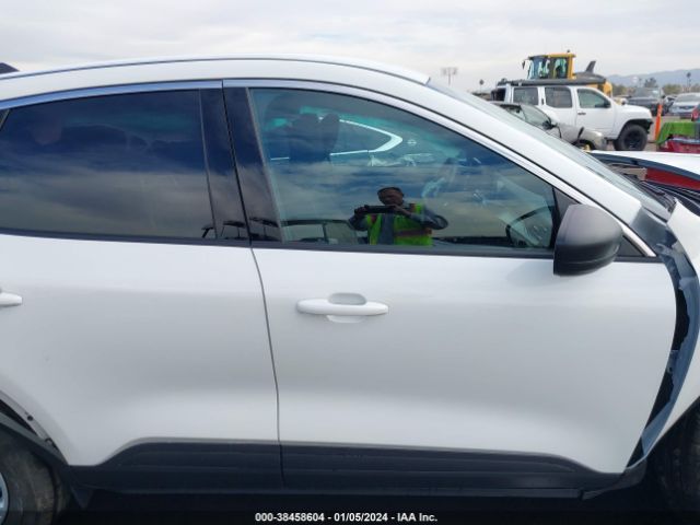 1FMCU0GN3PUA88091 Ford Escape Active