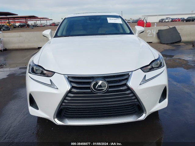 JTHBA1D23H5061492 Lexus IS 200T