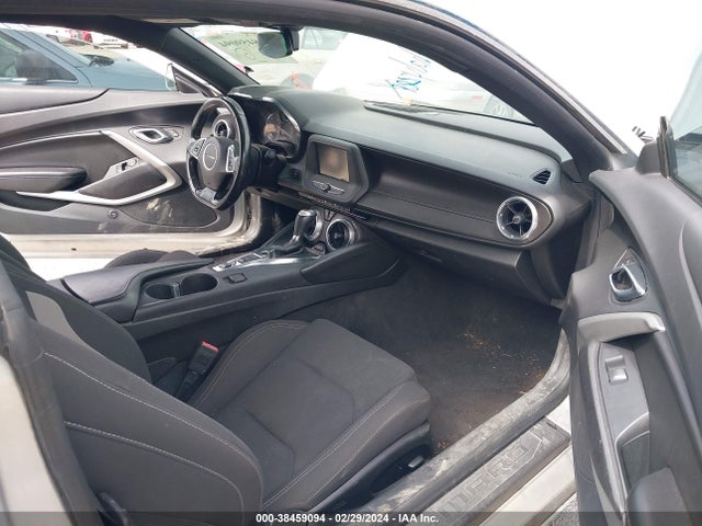 Chevrolet Camaro 1lt 2018 1G1FB1RXXJ0122417 Image 5