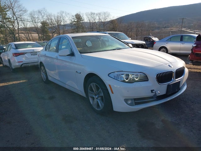 2013 BMW 528I XDRIVE VIN: WBAXH5C54DD112971