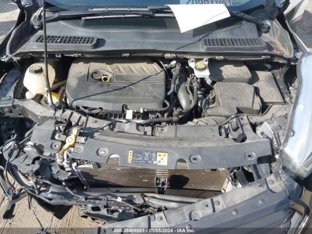 1FMCU0HD4JUC26492 Ford ESCAPE SEL