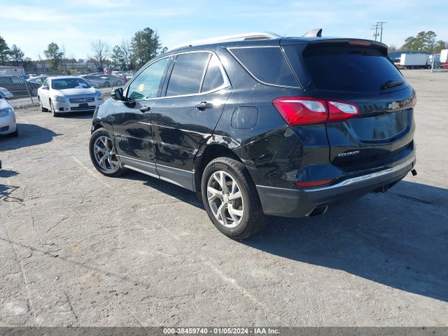 3GNAXKEXXJL261049 Chevrolet EQUINOX LT