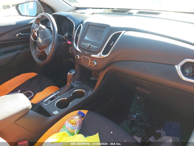 3GNAXKEXXJL261049 Chevrolet EQUINOX LT