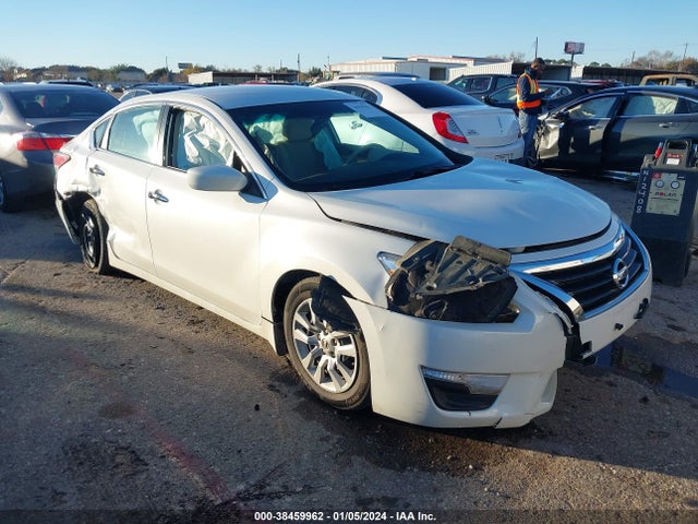 Nissan Altima 2015 1N4AL3AP0FN330361 Image 12
