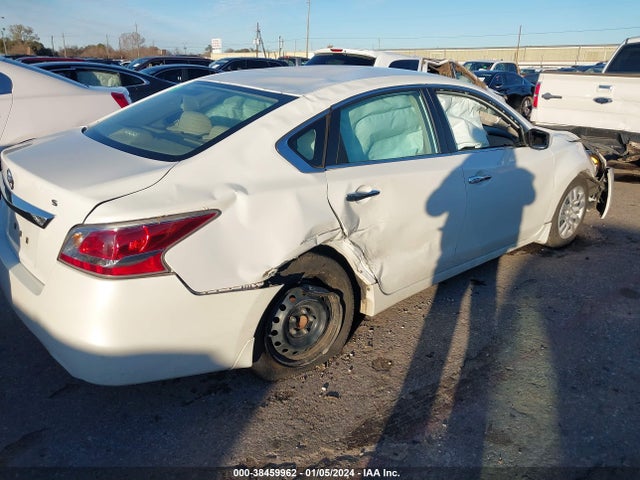 Nissan Altima 2015 1N4AL3AP0FN330361 Image 15