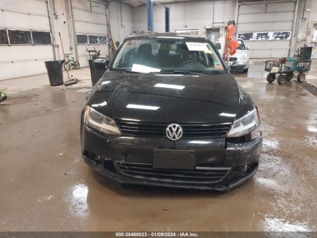 3VW2K7AJ0EM438019 Volkswagen Jetta 2.0l S