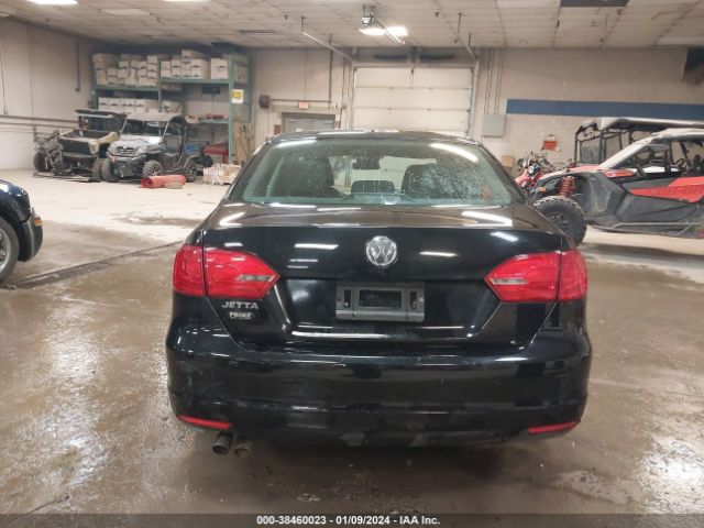3VW2K7AJ0EM438019 Volkswagen Jetta 2.0l S