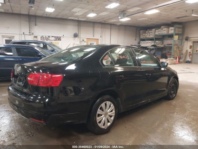 3VW2K7AJ0EM438019 Volkswagen Jetta 2.0l S