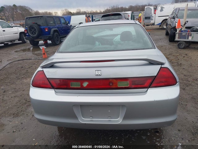 2000 HONDA ACCORD 2.3 EX VIN: 1HGCG3256YA033398