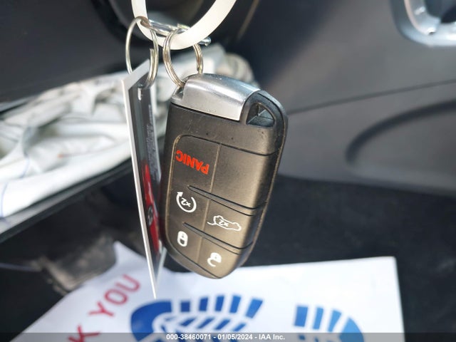 1C4RJEAG0NC128385 Jeep Grand Cherokee Wk Laredo X 4x2