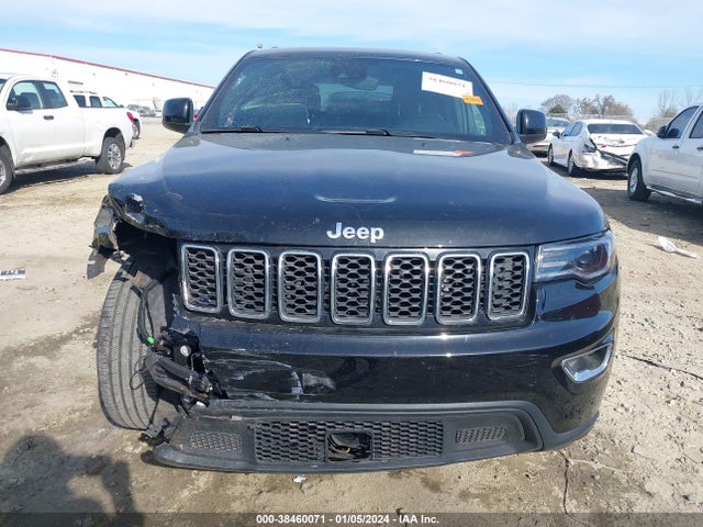 1C4RJEAG0NC128385 Jeep Grand Cherokee Wk Laredo X 4x2
