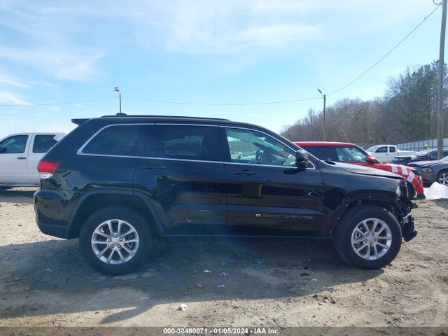 1C4RJEAG0NC128385 Jeep Grand Cherokee Wk Laredo X 4x2
