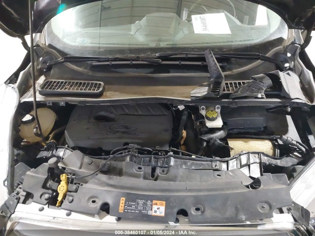 1FMCU9HD3JUC08442 Ford ESCAPE SEL