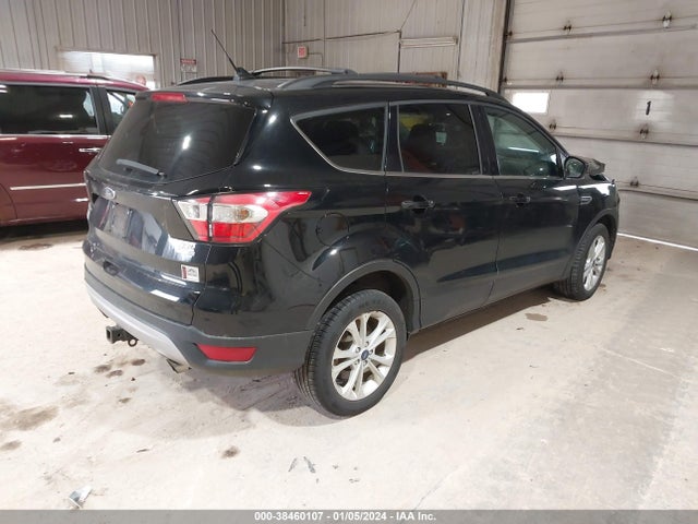 1FMCU9HD3JUC08442 Ford ESCAPE SEL