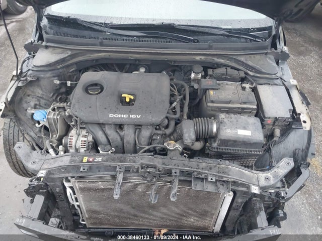Hyundai ELANTRA SE 2018 5NPD74LF8JH353594 Image 10