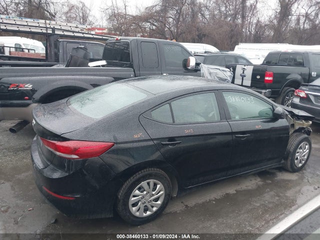 Hyundai ELANTRA SE 2018 5NPD74LF8JH353594 Image 13