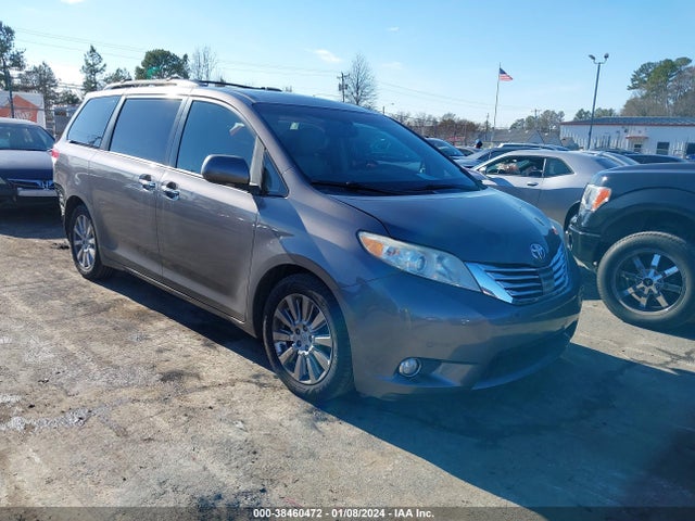 2012 TOYOTA SIENNA LIMITED V6 7 PASSENGER VIN: 5TDYK3DCXCS197182