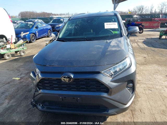 2021 TOYOTA RAV4 XLE VIN: 2T3P1RFV9MW169258
