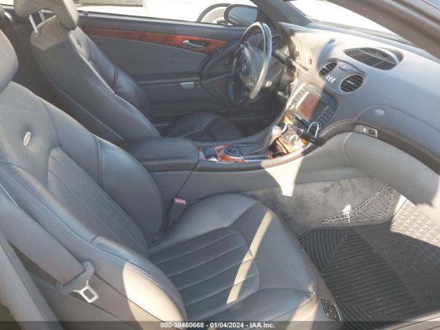 2005 MERCEDES-BENZ SL 55 AMG WDBSK74F95F086633 Photo 4