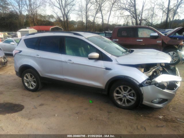 1FMCU0GD3JUA78899 Ford ESCAPE SE