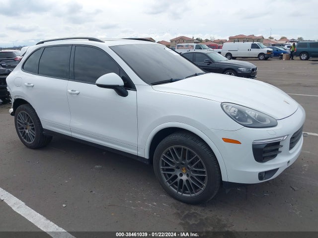 2018 PORSCHE CAYENNE WP1AA2A27JKA02393 Photo 0