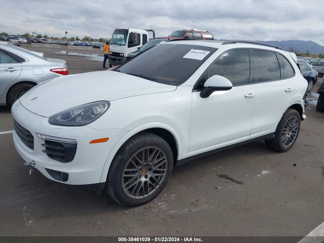2018 PORSCHE CAYENNE WP1AA2A27JKA02393 Photo 1