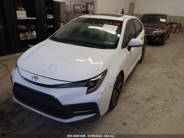 Toyota COROLLA SE 2020 5YFP4RCEXLP037128 Image 2