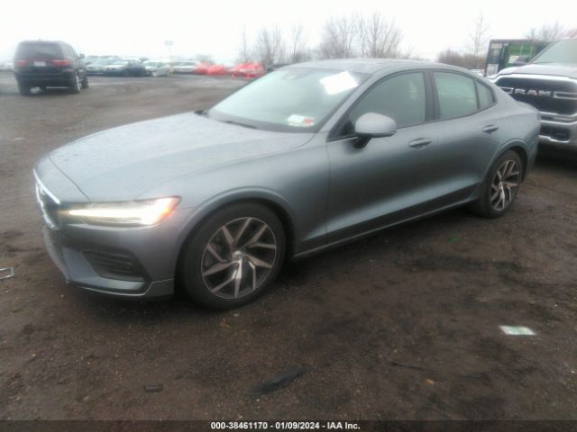7JRA22TK3KG009780 Volvo S60 T6 Momentum