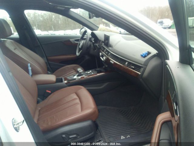WAUDNAF48KA036385 Audi A4 45 Premium