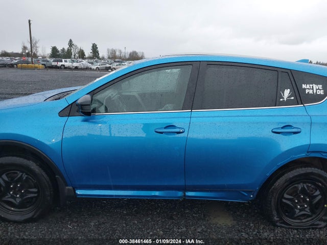 Toyota RAV4 LE 2017 2T3BFREV9HW680746 Image 15