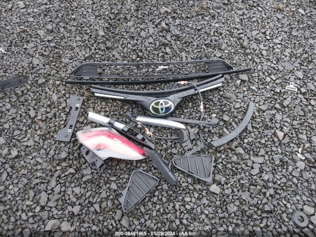 Toyota RAV4 LE 2017 2T3BFREV9HW680746 Image 12