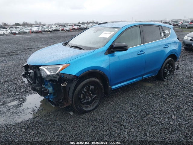 Toyota RAV4 LE 2017 2T3BFREV9HW680746 Image 2