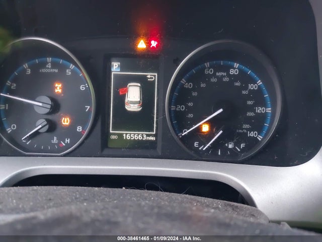 Toyota RAV4 LE 2017 2T3BFREV9HW680746 Image 7