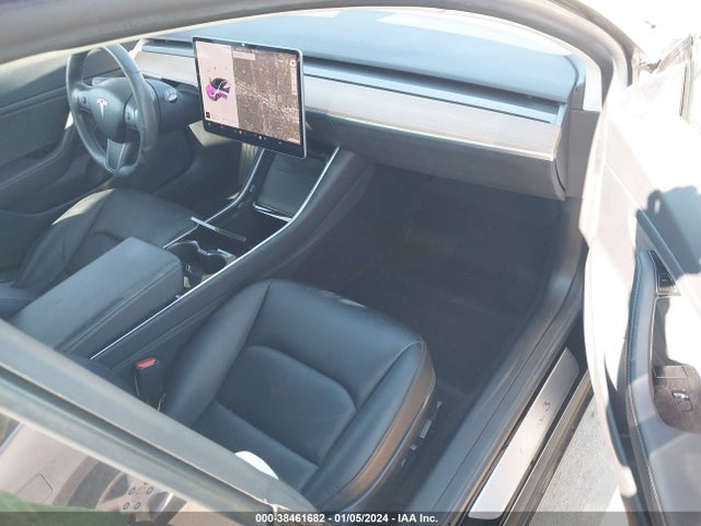 5YJ3E1EB8KF481344 Tesla Model 3 Long Range/performance
