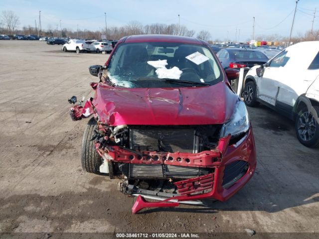 1FMCU9GX3FUC86769 Ford ESCAPE SE