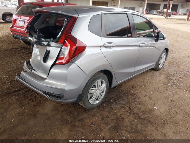 Honda FIT LX 2019 3HGGK5H4XKM735776 Image 4