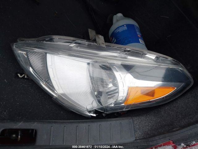 3N1CN7AP7FL800974 Nissan Versa 1.6 Sl