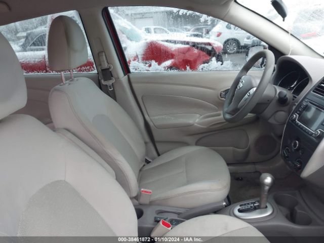 3N1CN7AP7FL800974 Nissan Versa 1.6 Sl