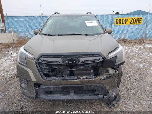 Subaru Forester Limited 2023 JF2SKANC6PH435520 Image 13