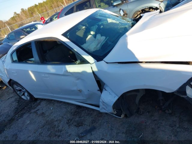 2C3CDXHG0JH128879 Dodge Charger Sxt Plus Rwd