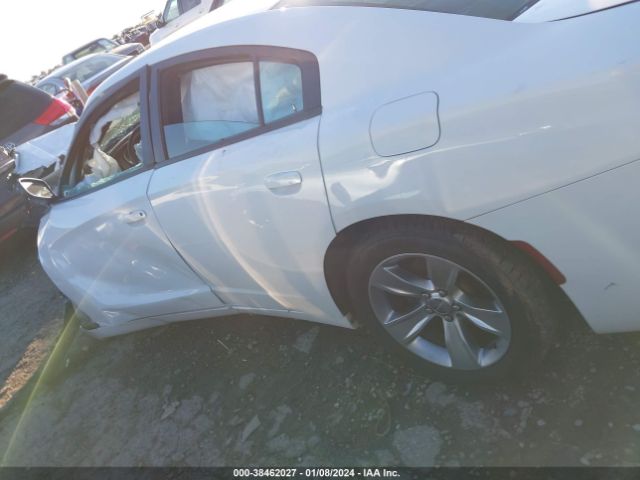 2C3CDXHG0JH128879 Dodge Charger Sxt Plus Rwd