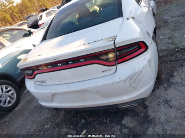 2C3CDXHG0JH128879 Dodge Charger Sxt Plus Rwd