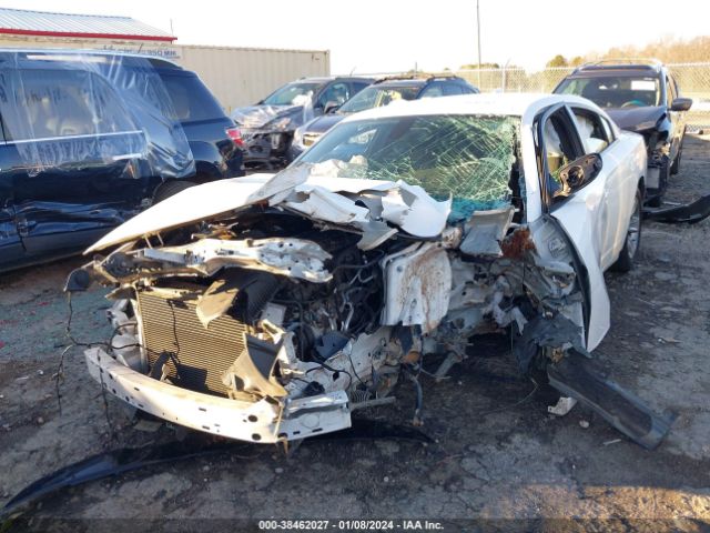 2C3CDXHG0JH128879 Dodge Charger Sxt Plus Rwd