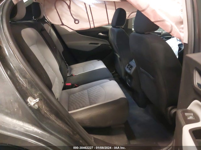 Chevrolet EQUINOX LS 2018 2GNAXREVXJ6236034 Image 8