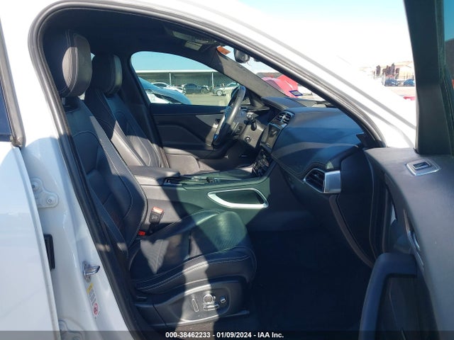 2020 JAGUAR F-PACE SADCM2FV3LA620277 Photo 4
