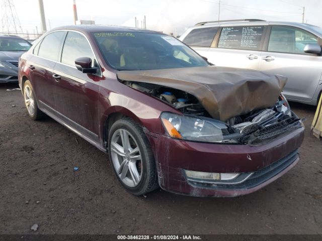 2013 VOLKSWAGEN PASSAT 1VWCN7A38DC139021