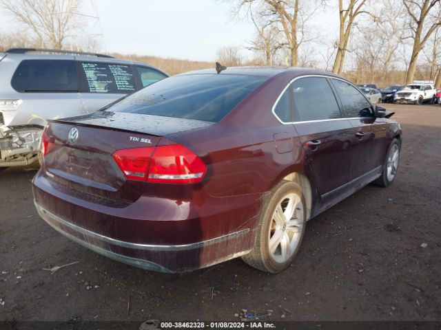 2013 VOLKSWAGEN PASSAT 1VWCN7A38DC139021 Photo 3