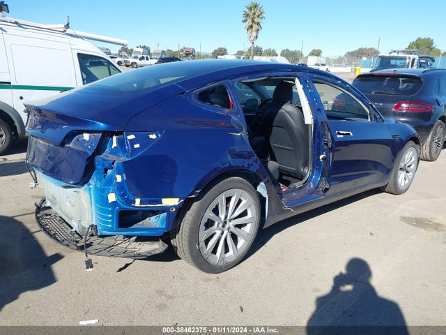 2023 TESLA MODEL 3 5YJ3E1EA6PF384089 Photo 3