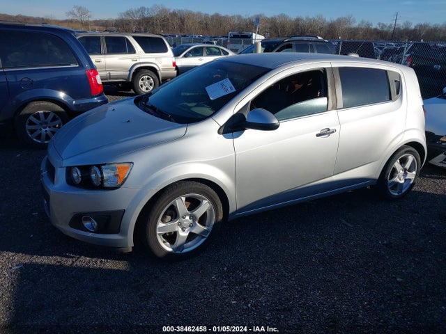 Chevrolet Sonic Ltz Auto 2015 1G1JE6SB2F4146868 Image 2