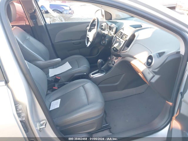 Chevrolet Sonic Ltz Auto 2015 1G1JE6SB2F4146868 Image 5